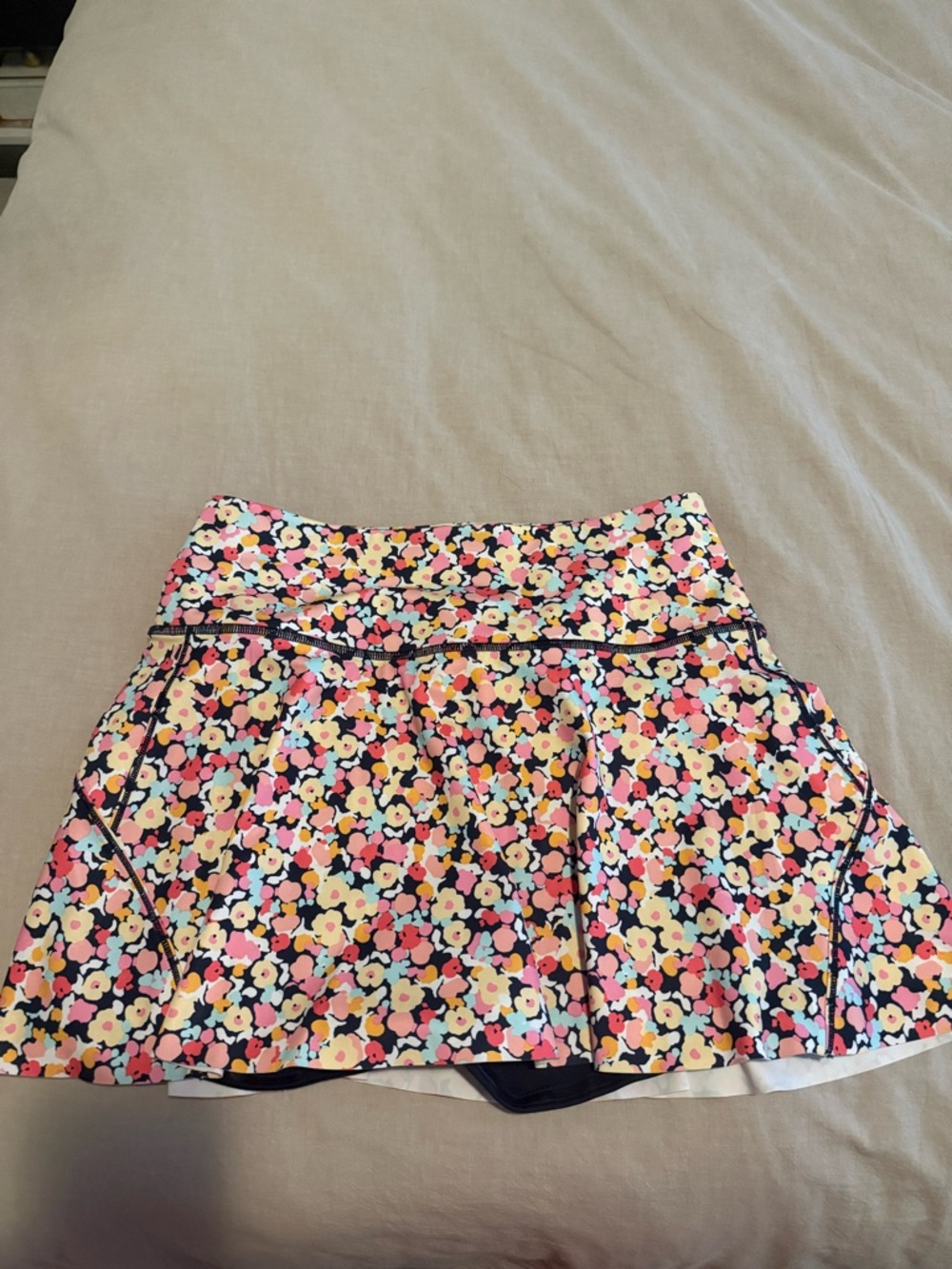 Athleta Floral Circle Skirt with Built-In Shorts in Pink Multi-Size Small